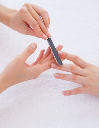 Servicio de cuidado de uñas en Alcorcón